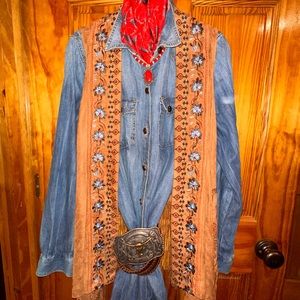 Tasha Polizzi Brown Embroidered Faux Suede Vest. Size M